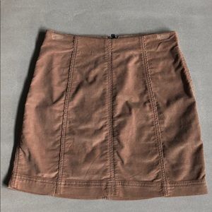 FREE PEOPLE SKIRT!